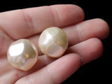 8 20mm White Round Nugget Pearl Beads Vintage Cultura Pearls Made in Japan Faux Plastic Pearl Bead Jewelry Making Beads for Stringing