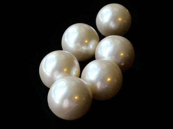 6 22mm White Round Pearl Beads Vintage Cultura Pearls Made in Japan Faux Plastic Pearl Bead Jewelry Making Beads for Stringing