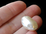 7 20mm White Baroque Oval Pearl Beads Vintage Cultura Pearls Made in Japan Faux Plastic Pearl Coin Bead Jewelry Making Beads for Stringing