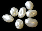 7 20mm White Baroque Oval Pearl Beads Vintage Cultura Pearls Made in Japan Faux Plastic Pearl Coin Bead Jewelry Making Beads for Stringing