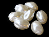 7 20mm White Baroque Oval Pearl Beads Vintage Cultura Pearls Made in Japan Faux Plastic Pearl Coin Bead Jewelry Making Beads for Stringing