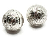 2 21mm Silver Patterned Round Beads Vintage Silver-Plated Plastic Beads Jewelry Making Beading Supplies Shiny Metal Focal Beads