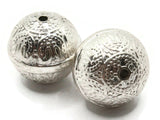 2 21mm Silver Patterned Round Beads Vintage Silver-Plated Plastic Beads Jewelry Making Beading Supplies Shiny Metal Focal Beads