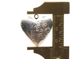 26mm Heart Locket with Daisy Flowers Silver Tone Brass Locket Charm Jewelry Making and Beading Supplies