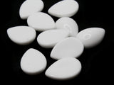 10 18mm White Teardrop Flatback Vintage Lucite Cabochons Jewelry Making Crafting Supplies Plastic Dome Cabochons