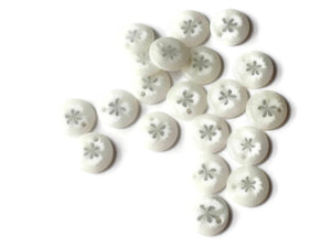 15mm Charms White Flower Charm Resin Charms Sunburst Charm Plastic Charms Clear Charm Pendants Beads Jewelry Making Beading Supplies