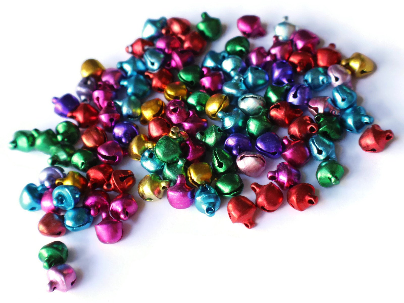 Christmas Jingle Bells, Multi-Color Tiny Bells, 9x8mm, 25 pieces – Nature  Beads