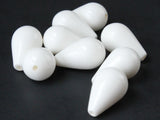 19mm White Teardrop Beads Vintage Plastic Bead Focal Beads Feature Beads Loose Beads Lightweight Beads Jewelry Making Beading Supplies