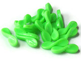19mm Green Propeller Beads, Vintage Plastic Beads, New Old Stock Beads Saucer Beads Loose Beads Jewelry Making Beading supplies Smileyboy
