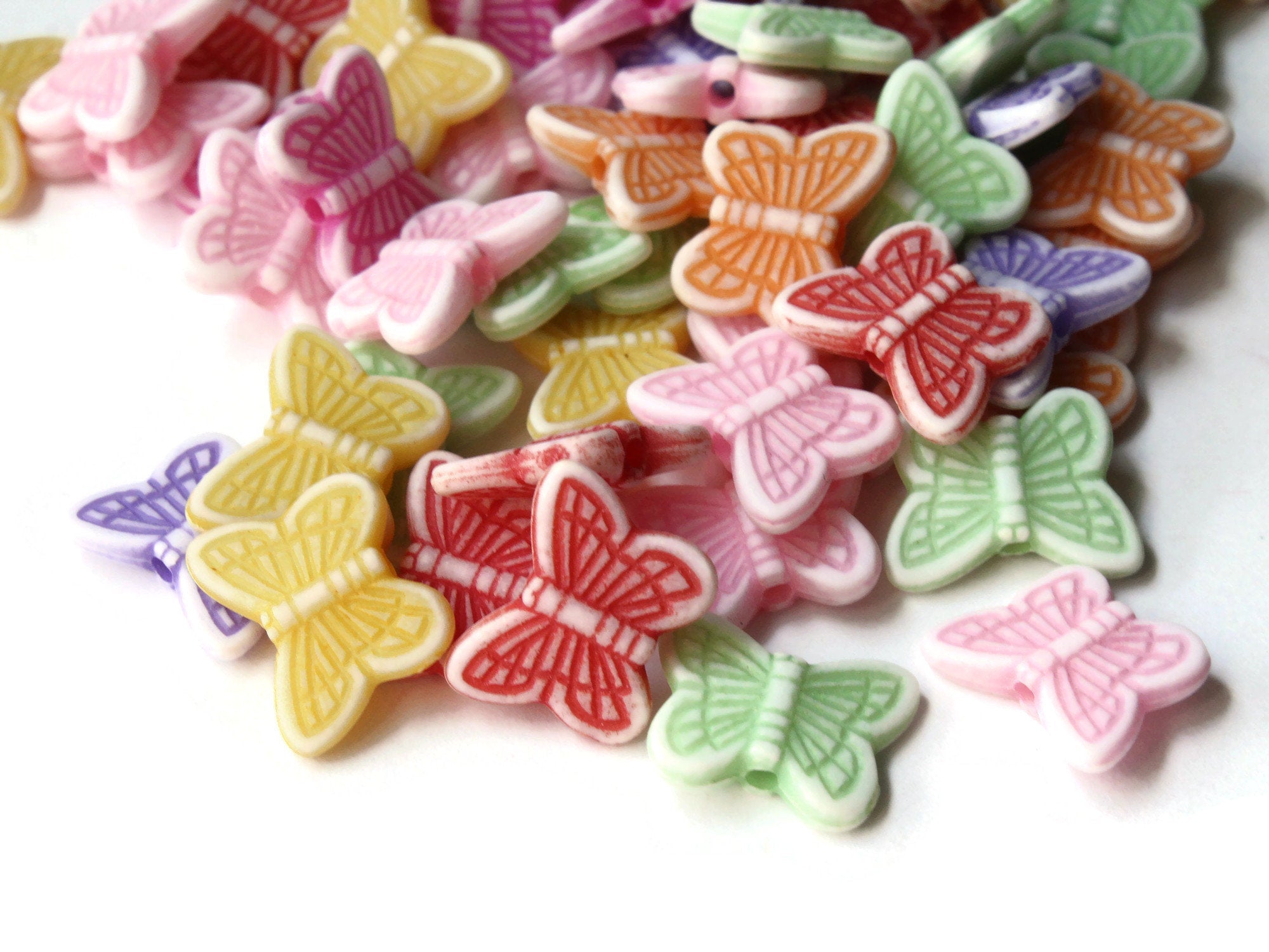 100 14mm Mixed Color Butterfly Beads Plastic Butterflies Loose Acrylic –  Smileyboy Beads