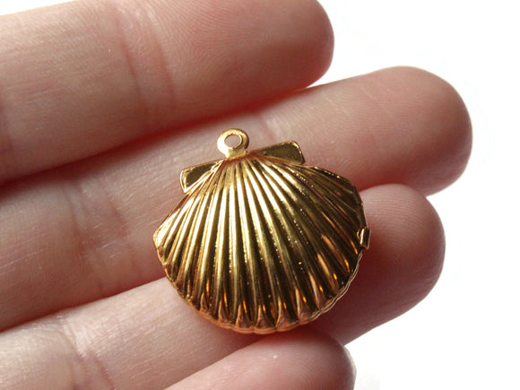 24mm Shell Shaped Locket Gold Tone Locket Charm Jewelry Making and Beading Supplies