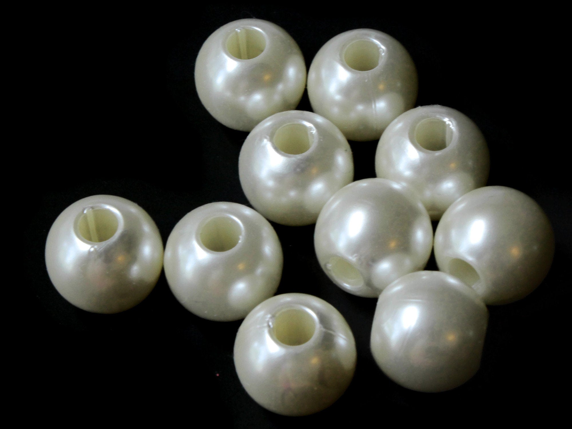 Pearl & Shell Beads – Smileyboy Beads