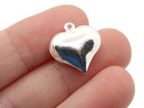 5 17mm Silver Heart Pendants Silver Plated Plastic Charms Vintage Beads Jewelry Making Beading Supplies Uncirculated Loose Beads
