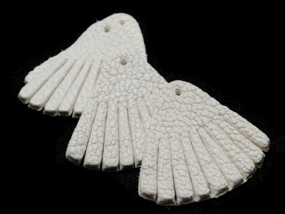4 30mm White Leather Fan Tassel Pendants Jewelry Making Beading Supplies Focal Beads Drop Beads