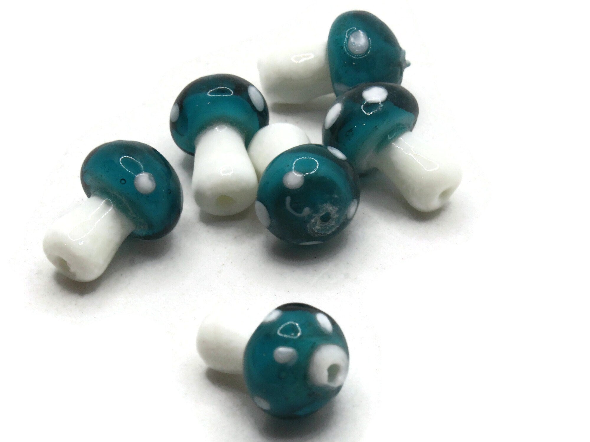 6 19mm Sky Blue and White Polka Dot Mushroom Lampwork Glass Beads –  Smileyboy Beads