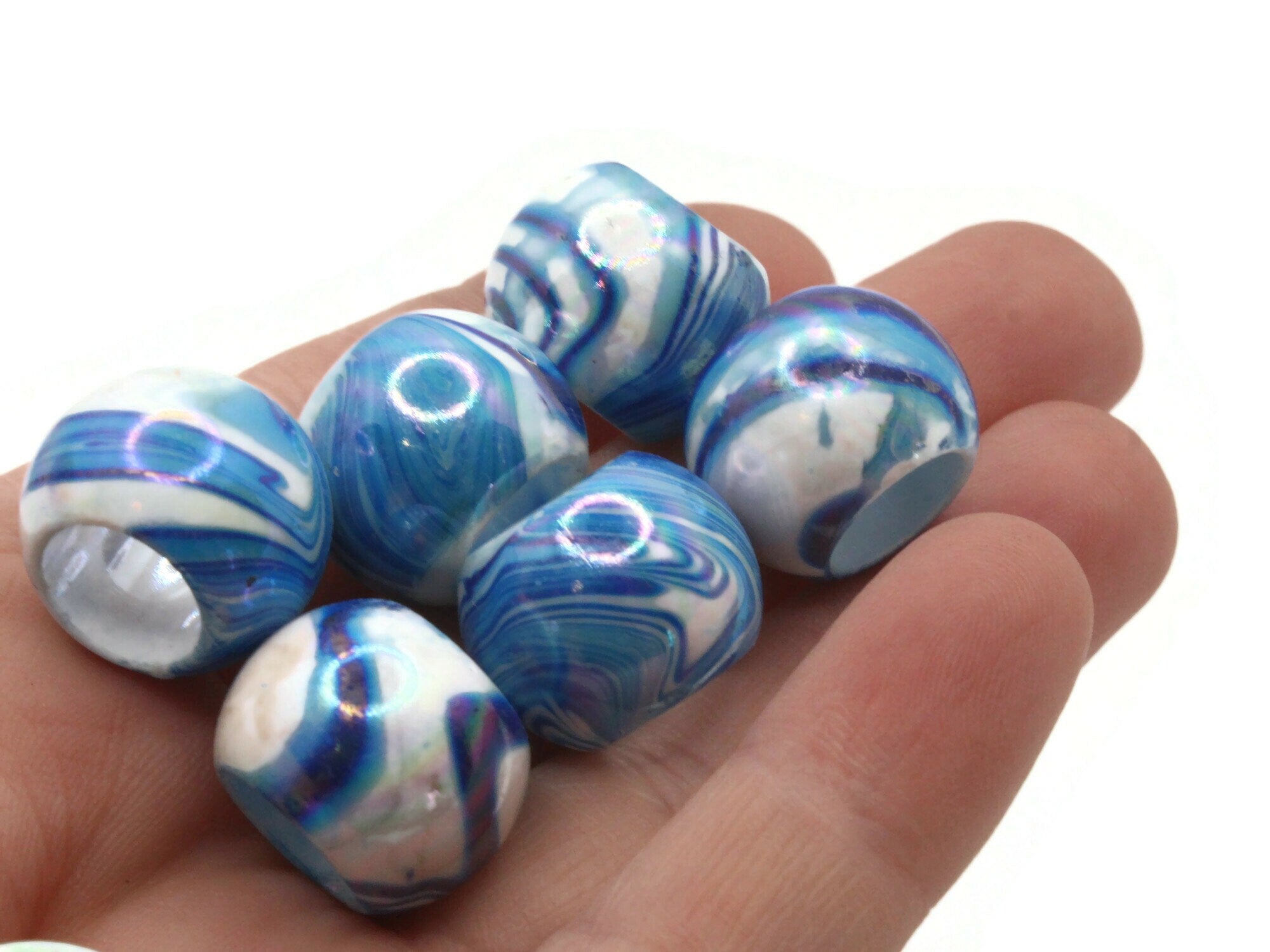 10 17mm Large Hole Macrame Blue Marbleized Round Plastic Beads – Smileyboy  Beads
